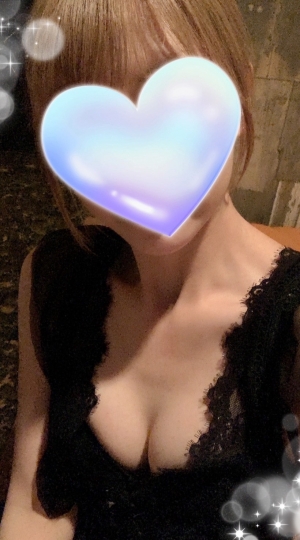 深見あみ