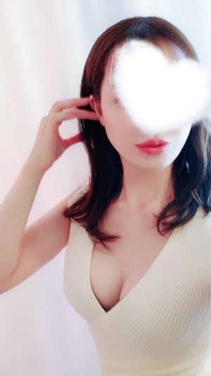 桜　もね