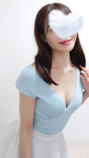 桜　もね